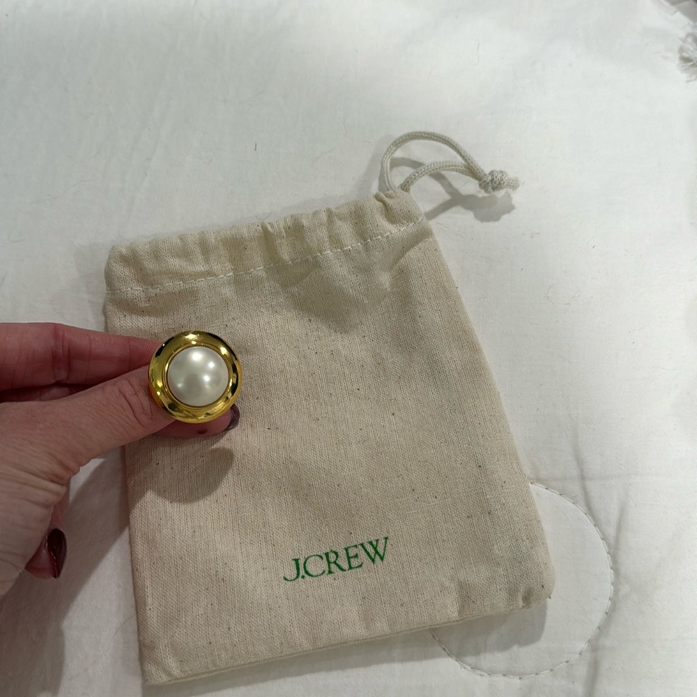 J. Crew Domed pearl cocktail ring Size 6